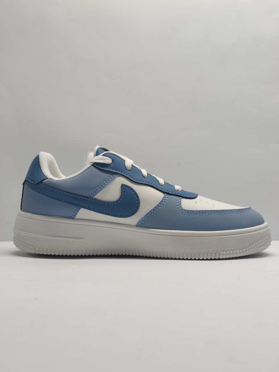 Nike Air Force 1 Low White and Blue
