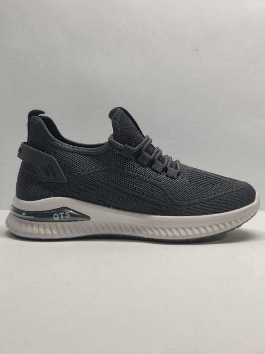AR kicks Ultra Soft Sneakers