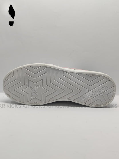 Nike Woman Sneakers Gamma Force Pink and White