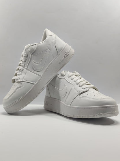Nike Air Force 1 Triple White