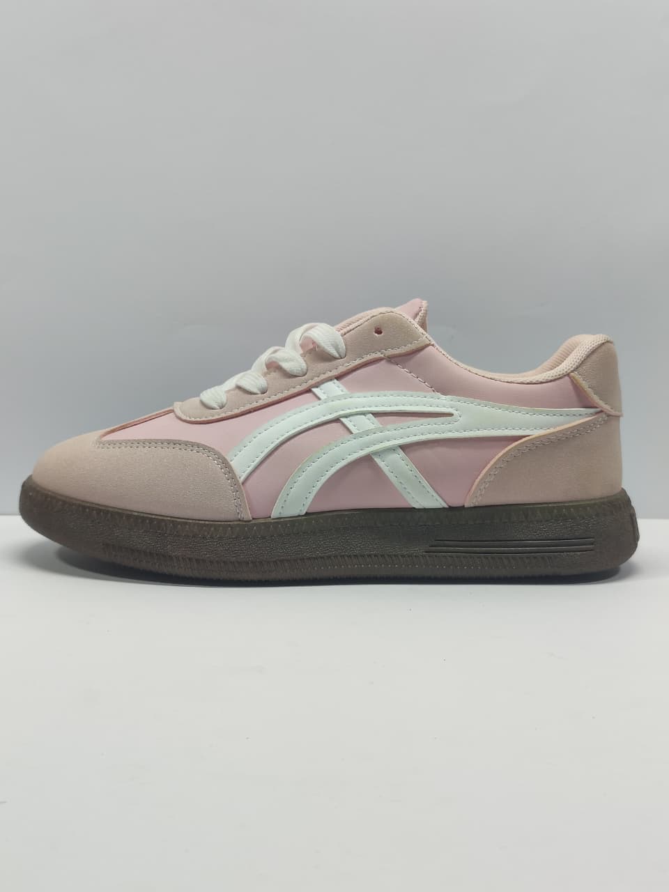 AR Kicks Blush Retro Sneakers (Pink)