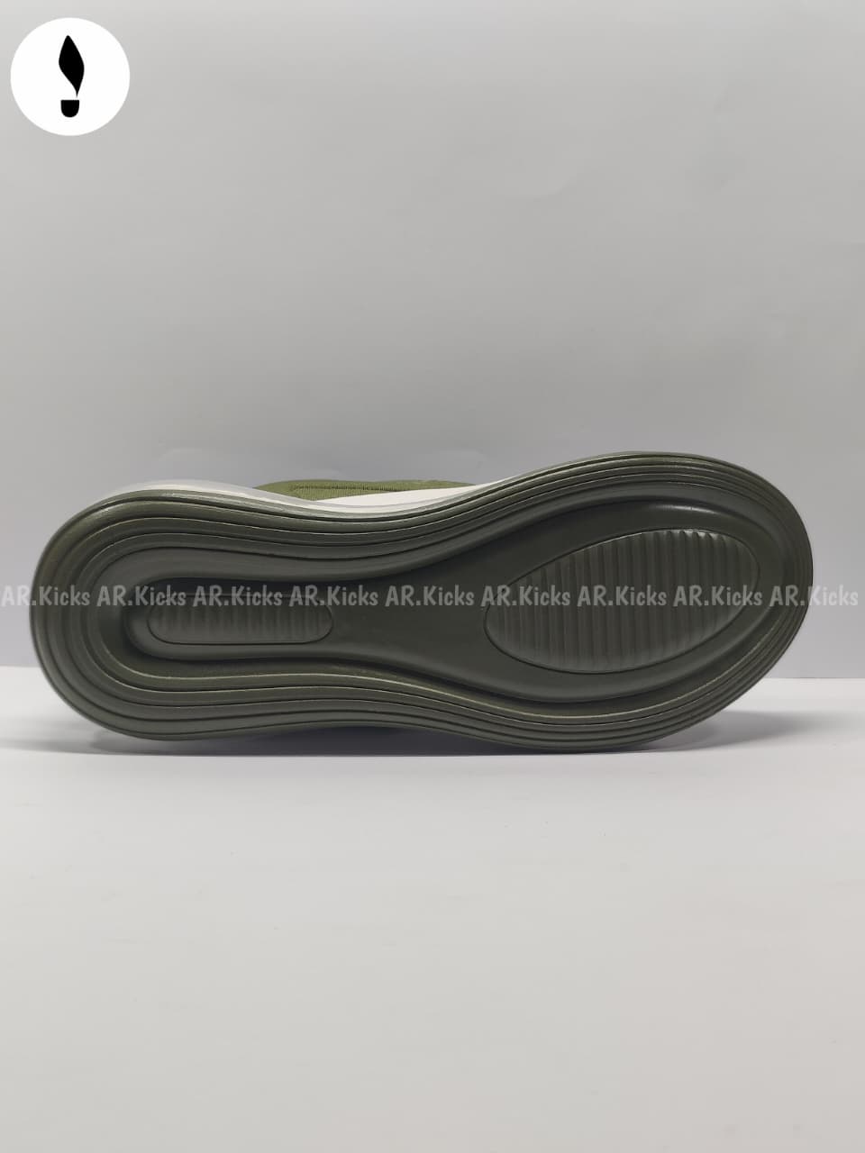 Nike Air Max 720 Sneakers Olive Green