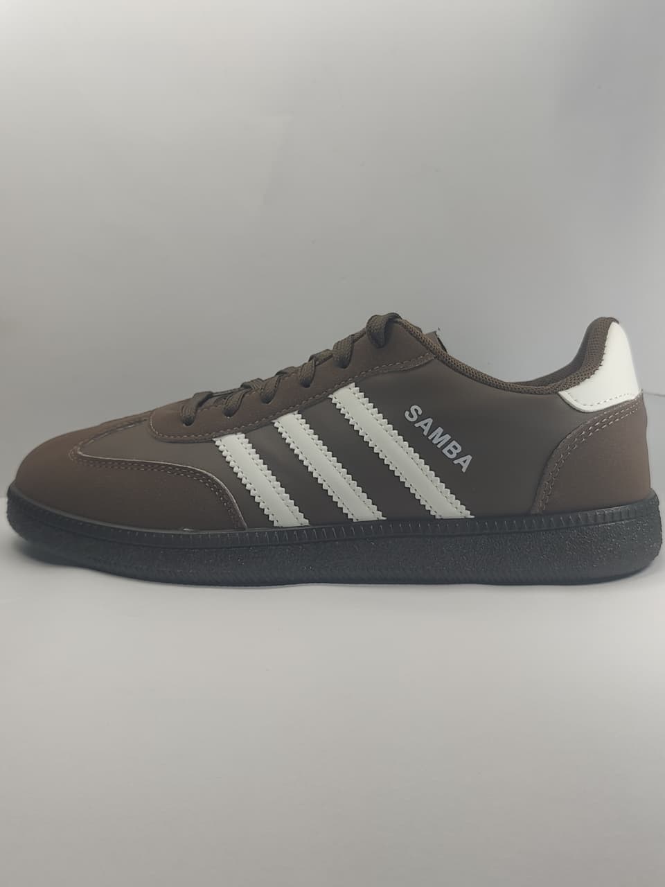 adiddas Samba OG White And dark chocolate